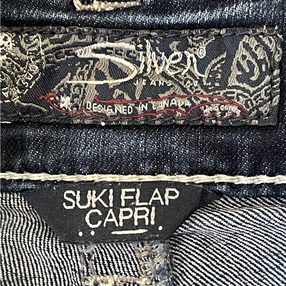 Women's SILVER Jeans Suki Flap Pocket Blue Jean Capri Size 30 - Picture 6 of 6